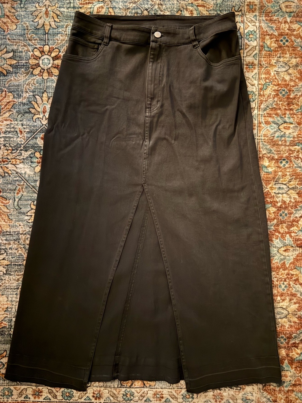BP Women’s Black Front-Slit Midi Skirt
